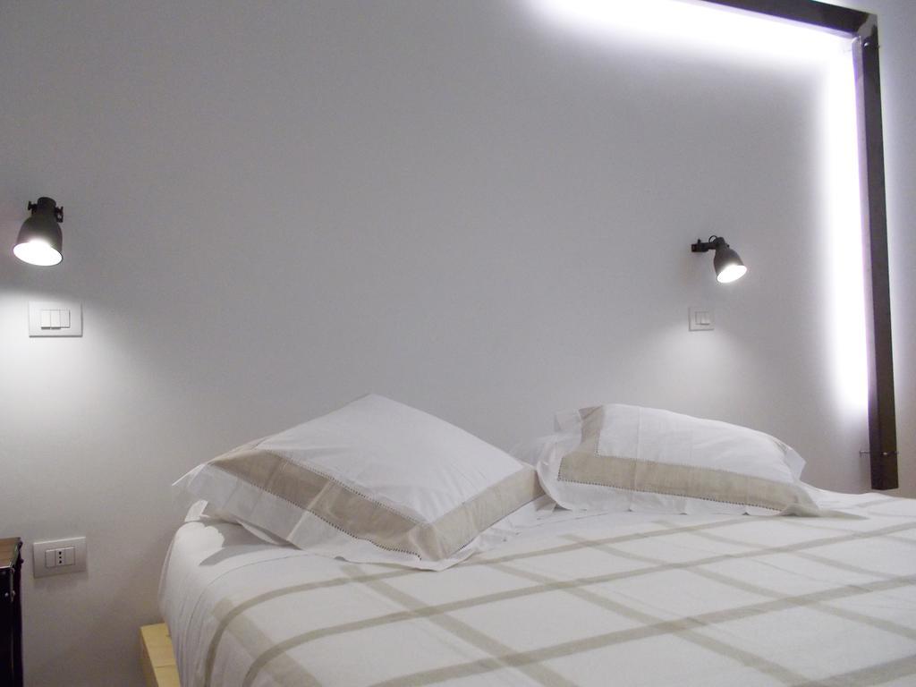 Hotel Le Stanze Del Poeta Salerno Zimmer foto