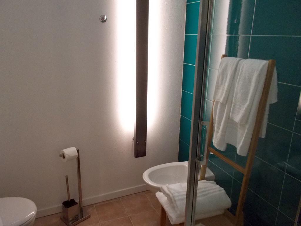 Hotel Le Stanze Del Poeta Salerno Zimmer foto