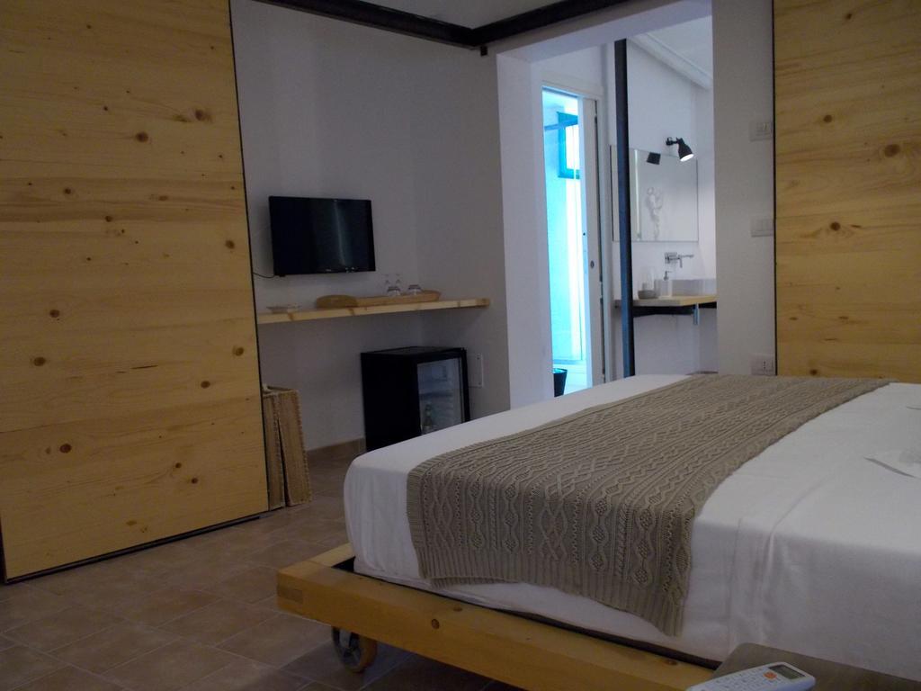 Hotel Le Stanze Del Poeta Salerno Zimmer foto
